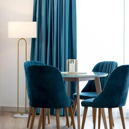 Luxury Condos On 18Th, 3Rd, 5Th Floor With Pool, Fitness, Parking Included Skopje