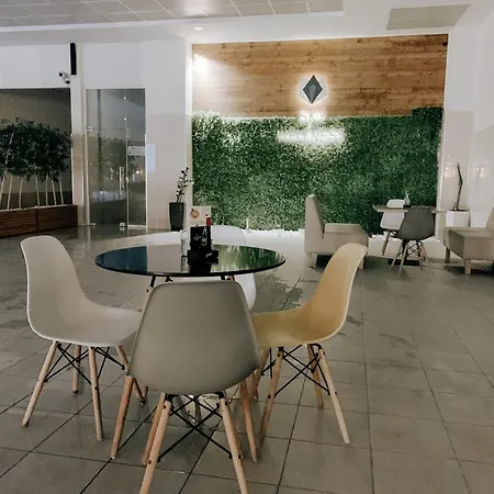 Luxury On 18th, 19th, 5th And 3rd Floor, With Pool, Fitness, Parking Included * Скоп'є