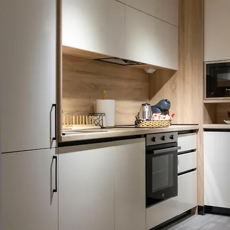 Luxury On 18th, 19th, 5th And 3rd Floor, With Pool, Fitness, Parking Included Daire Üsküp