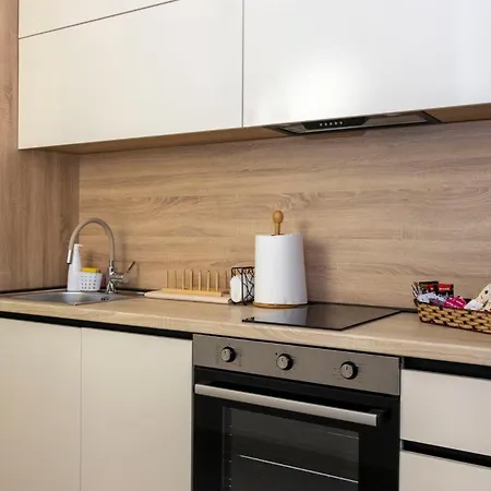 Apartment Luxury On 18th, 19th, 5th And 3rd Floor, With Pool, Fitness, Parking Included *