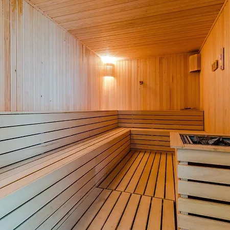 Appartamento Luxury On 18th, 19th, 5th And 3rd Floor, With Pool, Fitness, Parking Included *