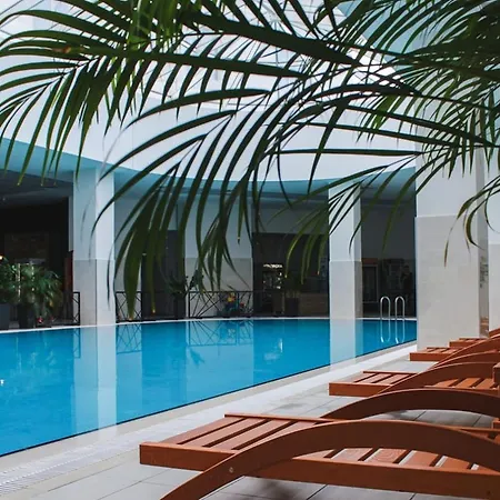 Luxury Condos On 18Th, 3Rd, 5Th Floor With Pool, Fitness, Parking Included * Skopje