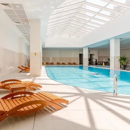 Apartment Luxury On 18th, 19th, 5th And 3rd Floor, With Pool, Fitness, Parking Included