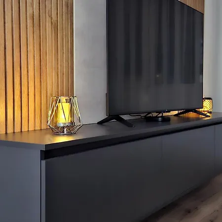 Апартаменты Luxury On 18th, 19th, 5th And 3rd Floor, With Pool, Fitness, Parking Included *