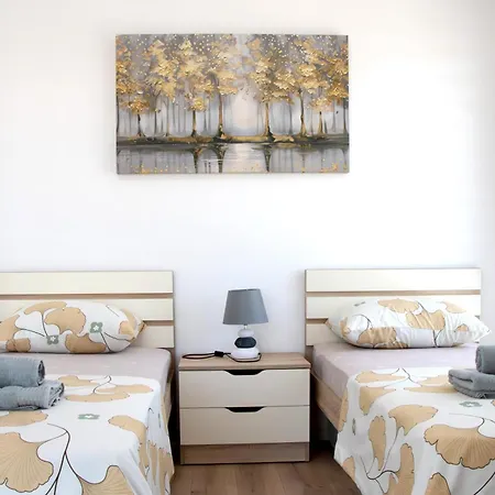 Luxury On 18th, 19th, 5th And 3rd Floor, With Pool, Fitness, Parking Included * Скоп'є