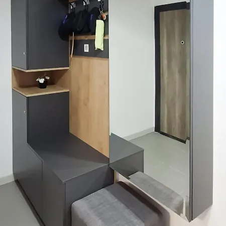 Luxury On 18th, 5th And 3rd Floor, With Pool, Fitness, Parking Included Apartman *