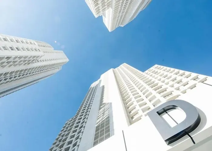 Luxury On 18th, 19th, 5th And 3rd Floor, With Pool, Fitness, Parking Included *