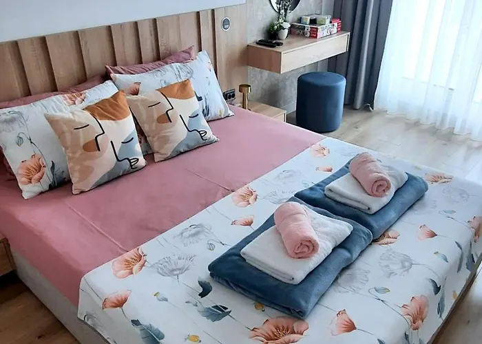 アパート Luxury On 18th, 19th, 5th And 3rd Floor, With Pool, Fitness, Parking Included